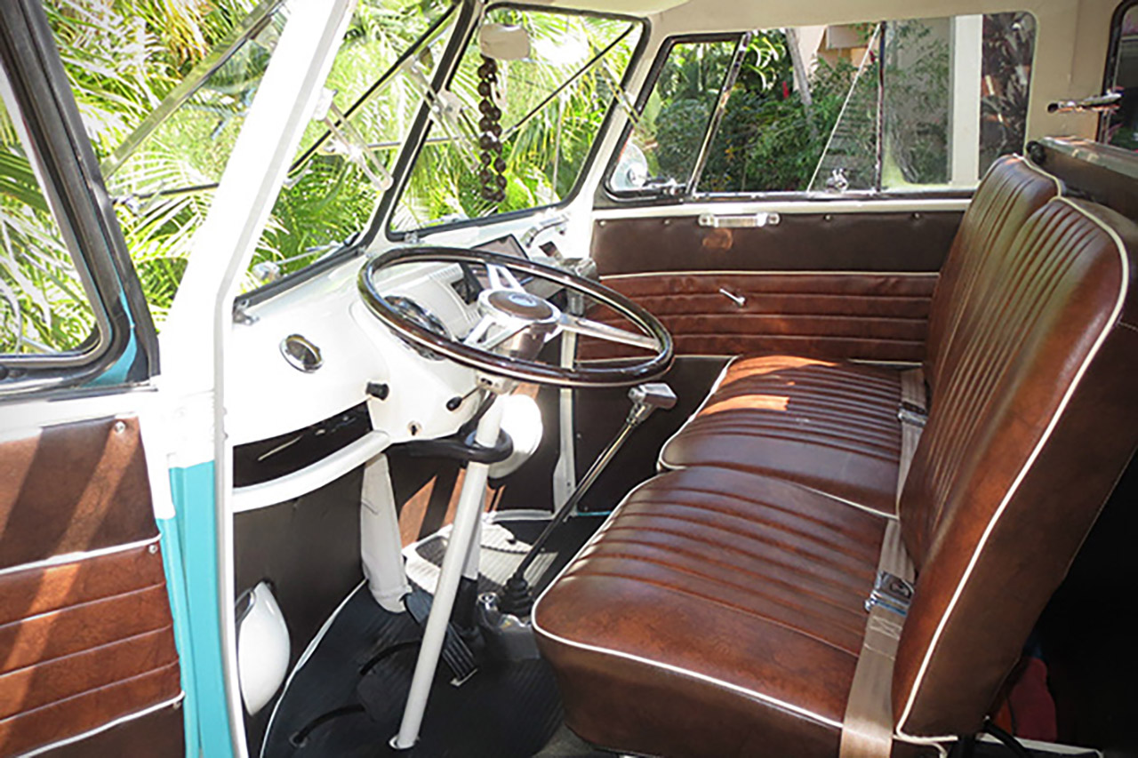 Volkswagen Stretch Bus
