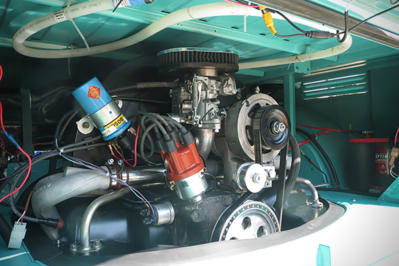 Volkswagen Stretch Bus