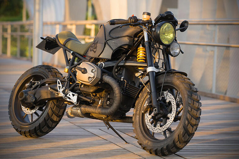 BMW R1200S Animal