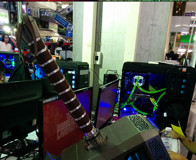 Fully-Functional Thor’s Hammer Computer and 5 More Extreme PC 