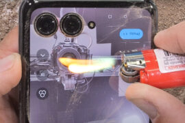 Motorola RAZR Plus Durability Test Reveals its Weak Screen - TechEBlog