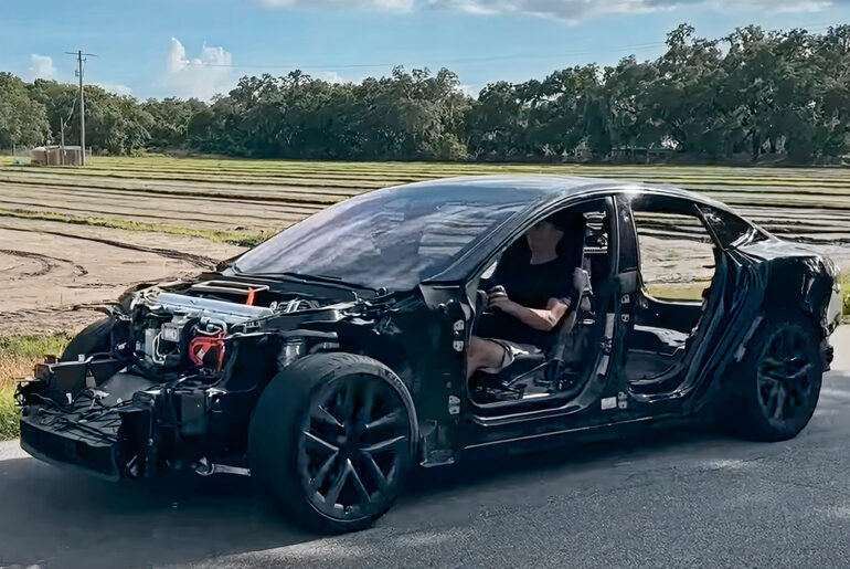 Tesla Model S Plaid E-ROY Cyber Kart