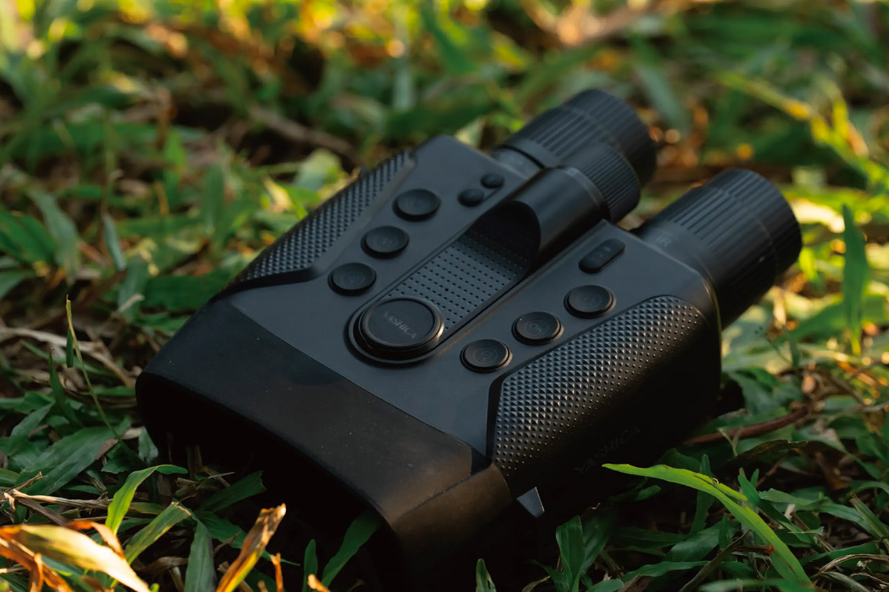 Yashica Vision Night Vision Binoculars Can Record 4K Video in Total