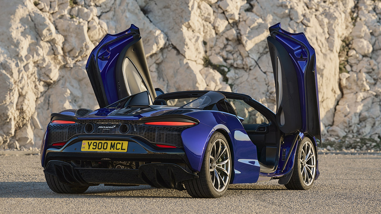 2025 McLaren Artura Spider
