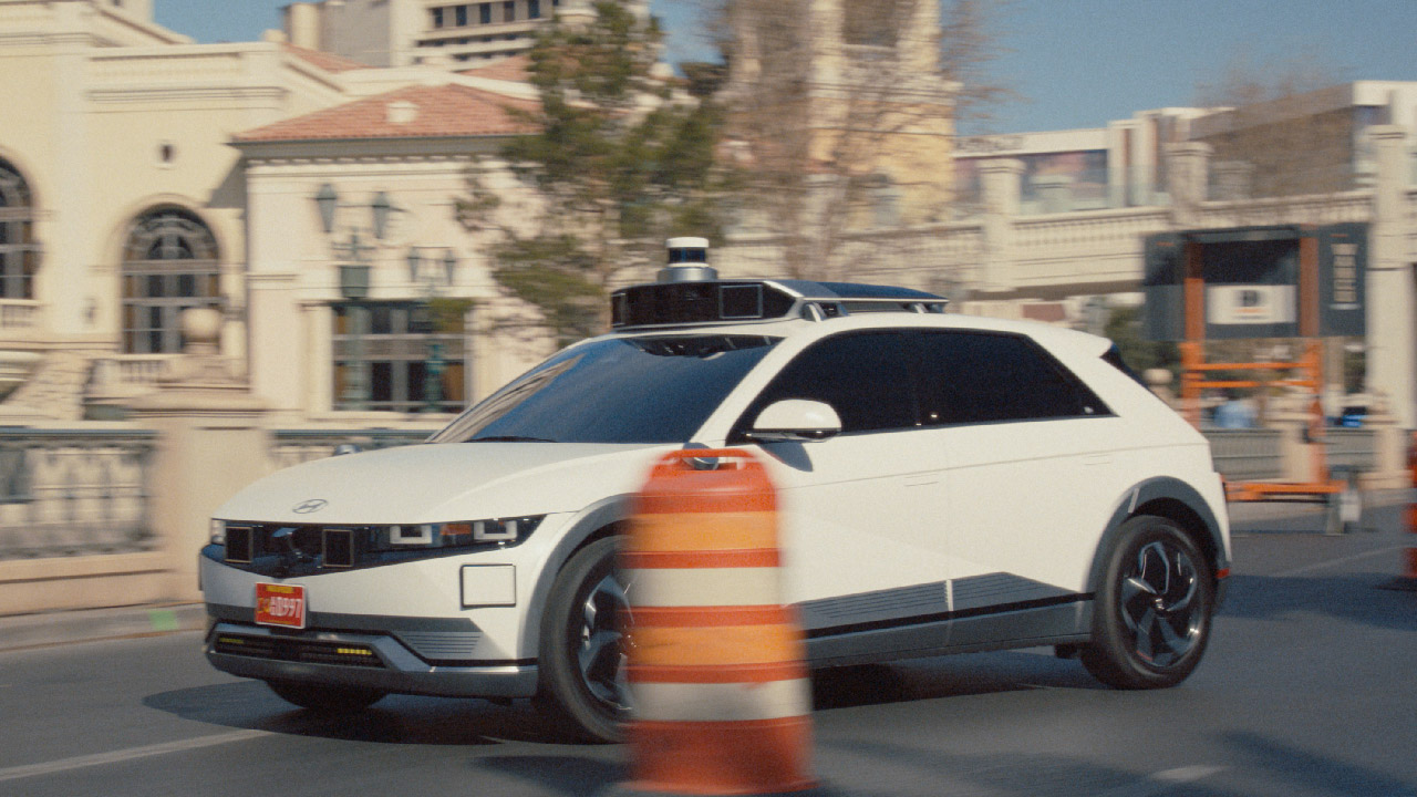 Hyundai IONIQ 5 Robotaxi Driver's License Test