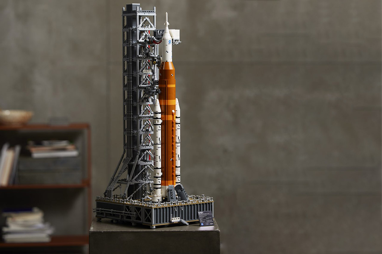LEGO Icons NASA Artemis Space Launch System 10341 Release