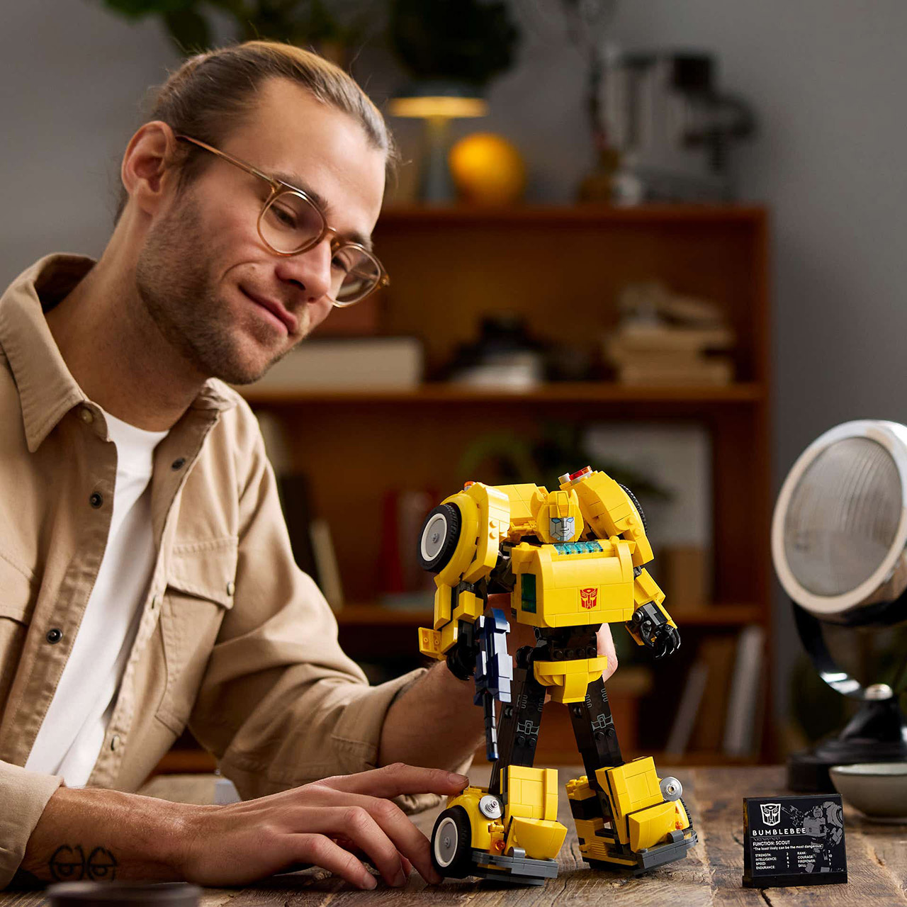 LEGO Icons Transformers Bumblebee Set 10338