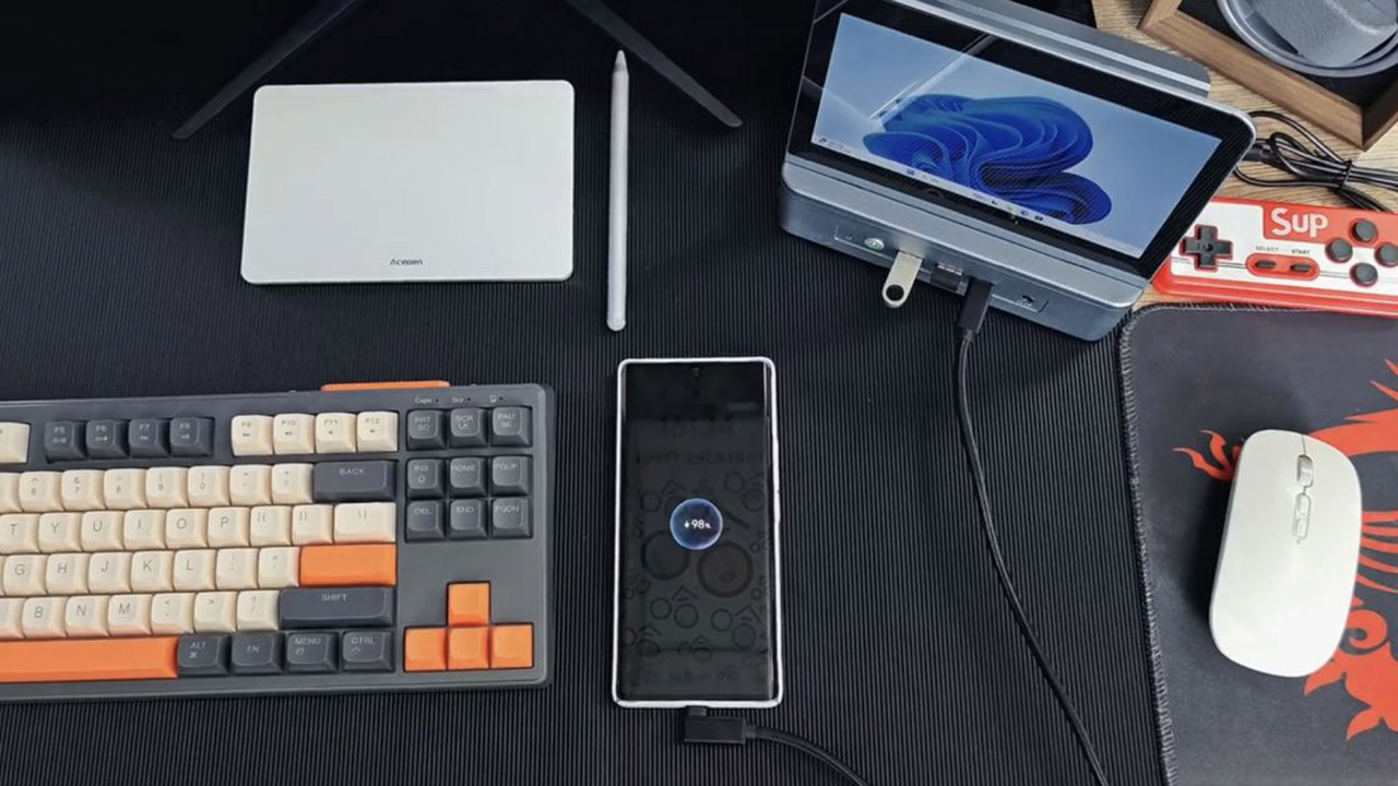 Miniproca Mini PC Built-in Touchscreen Ryzen 9