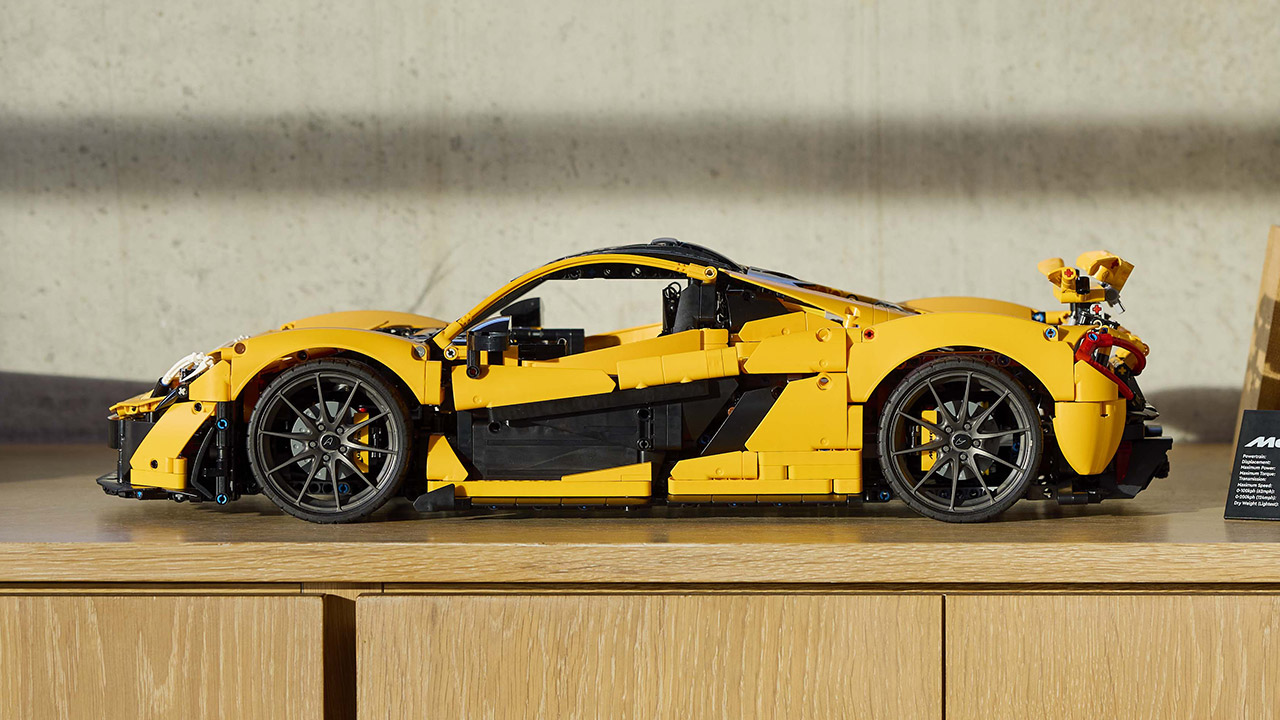 LEGO Technic McLaren P1 42172 Set