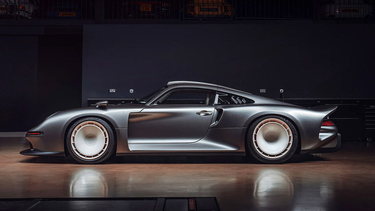 Tuthill Porsche GT ONE GT1