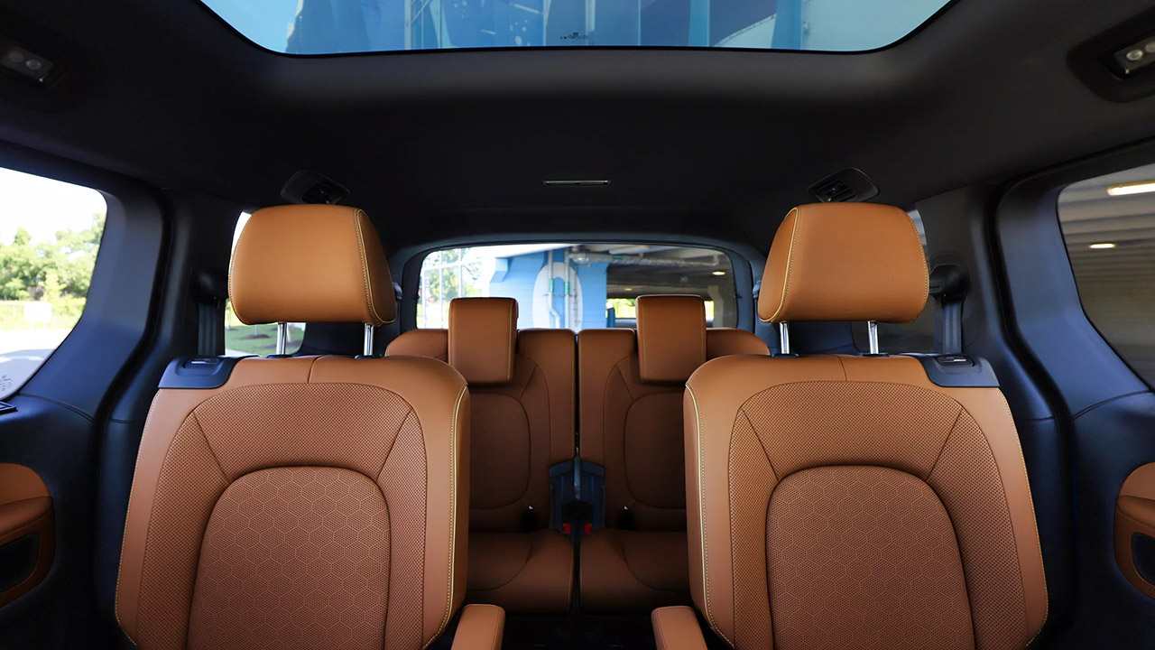 2025 Volkswagen ID Buzz EV Interior