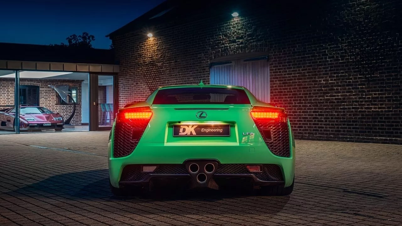 Green Lexus LFA
