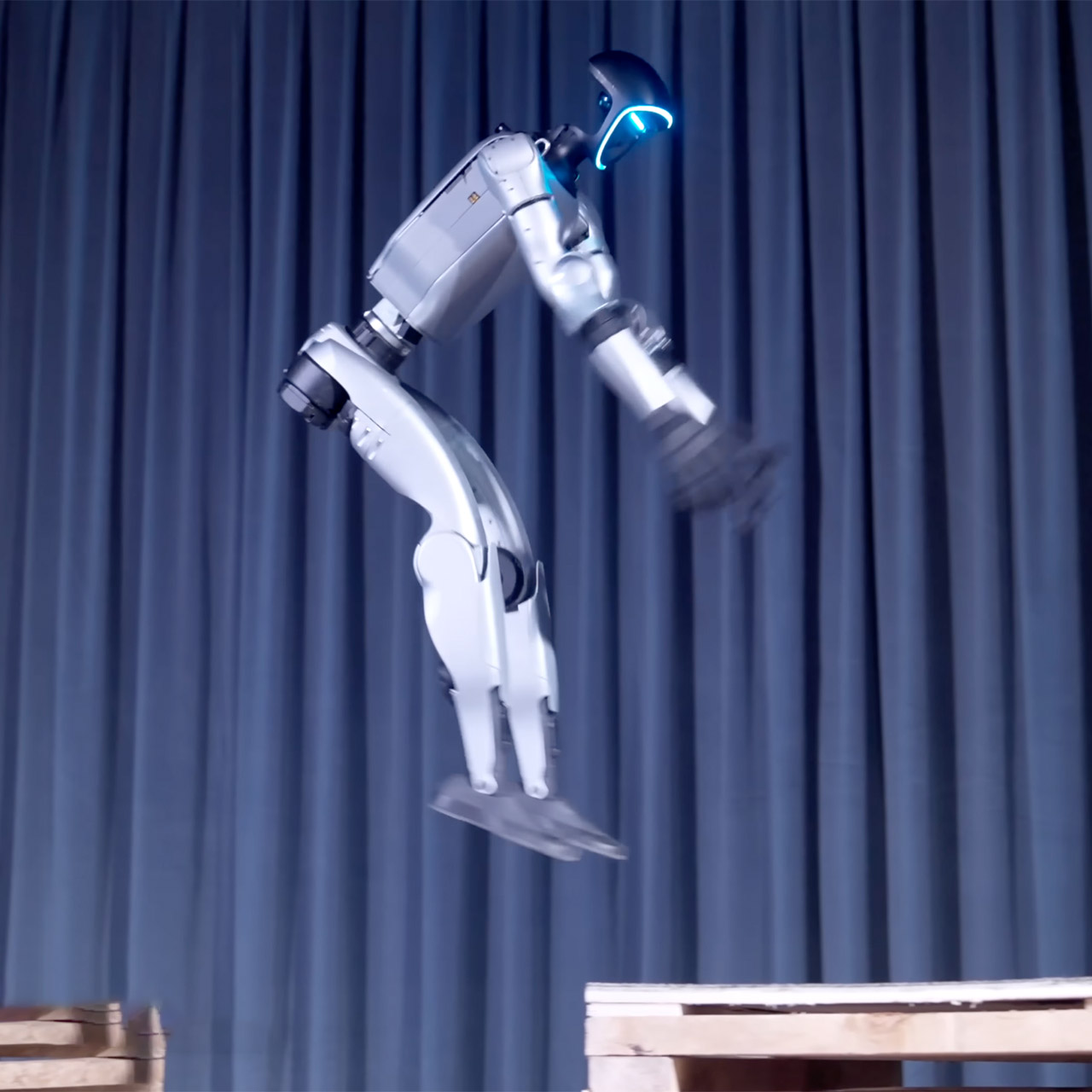 Unitree s G1 Humanoid Robot Sets New Standing Long Jump Record TechEBlog