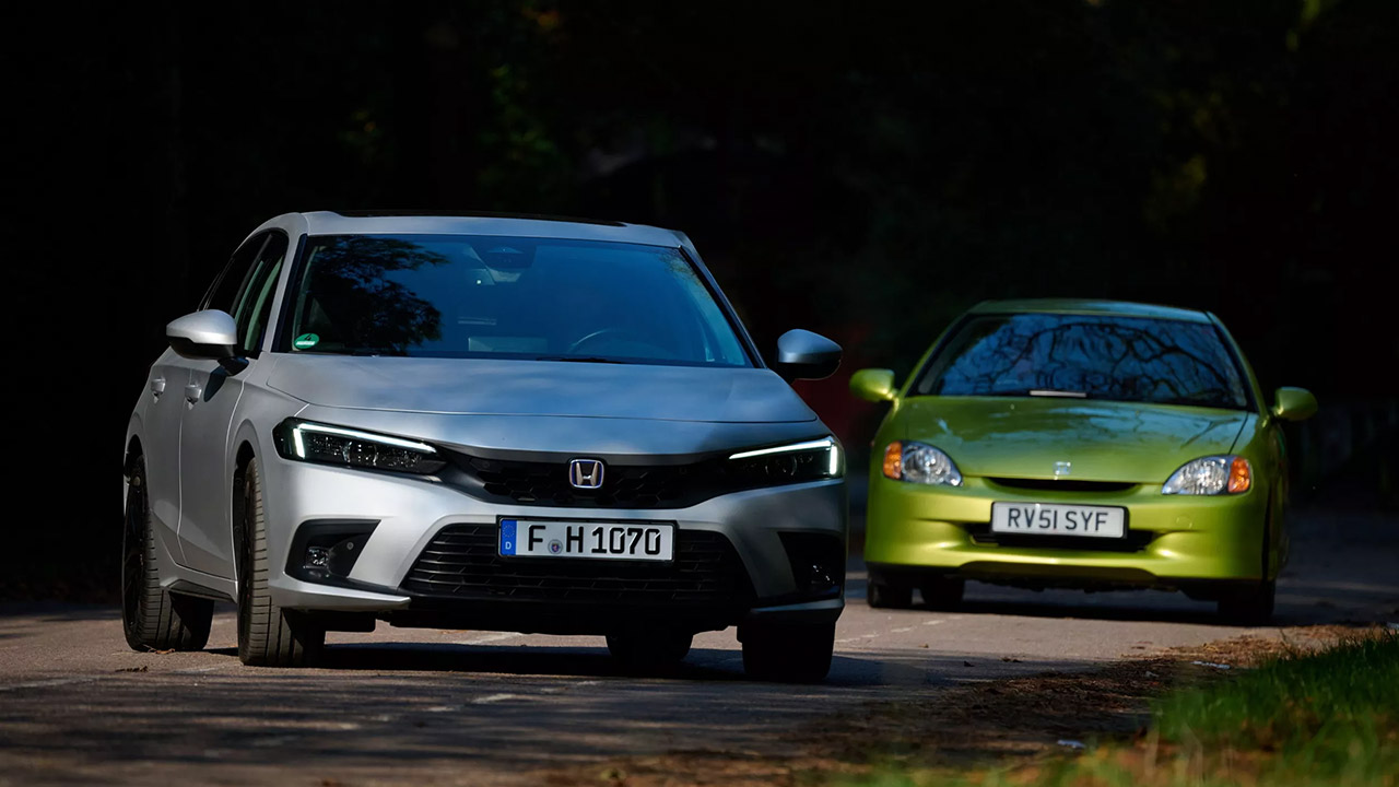 Honda Civic e:HEV Most Silver Paint Silveriest