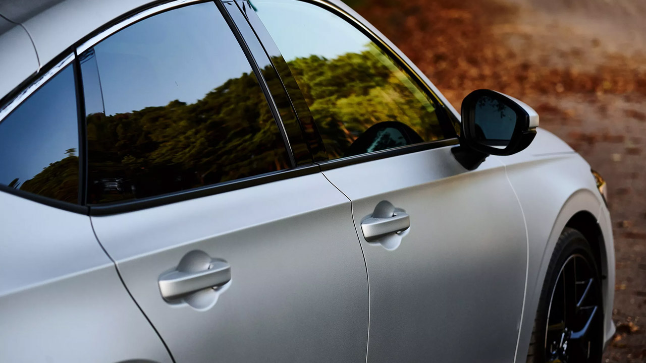 Honda Civic e:HEV Most Silver Paint Silveriest