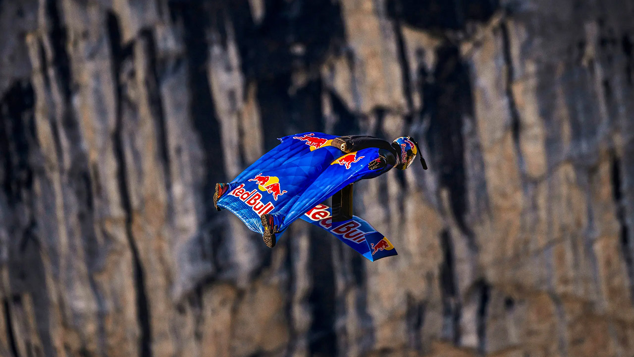 Red Bull Wingsuit F1 Engineering BASE World Record