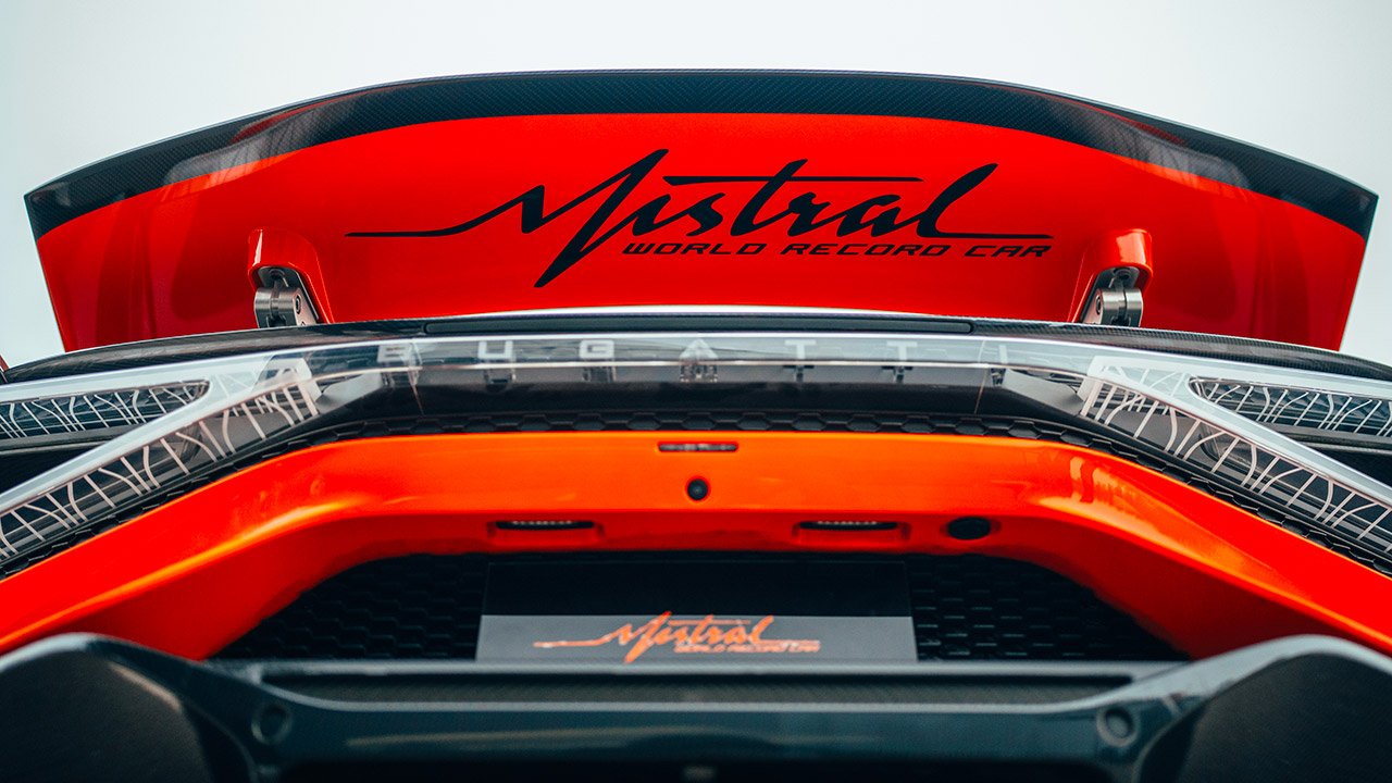 Bugatti W16 Mistral Top Speed Run Record
