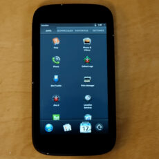 Unreleased HP WindsorNote webOS Smartphone iPhone