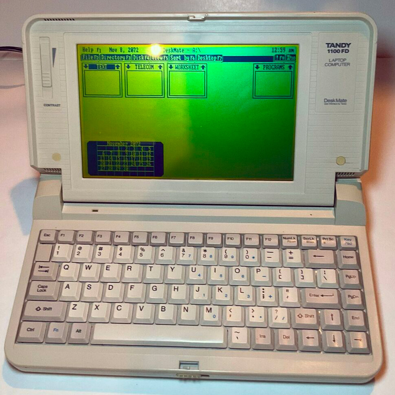 Tandy 1100 FD Laptop 1989