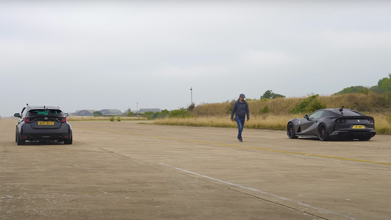 Ferrari 812 Superfast vs Toyota GR Yaris Drag Racing