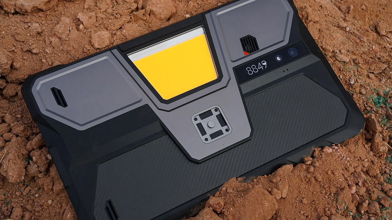Tank Pad 8849 5G Tablet Projector