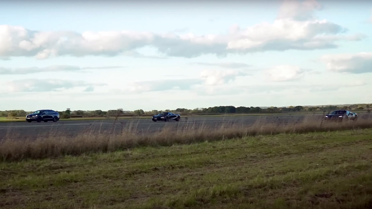 Tesla Model X Plaid vs Ferrari 296 vs McLaren 750S Drag Racing