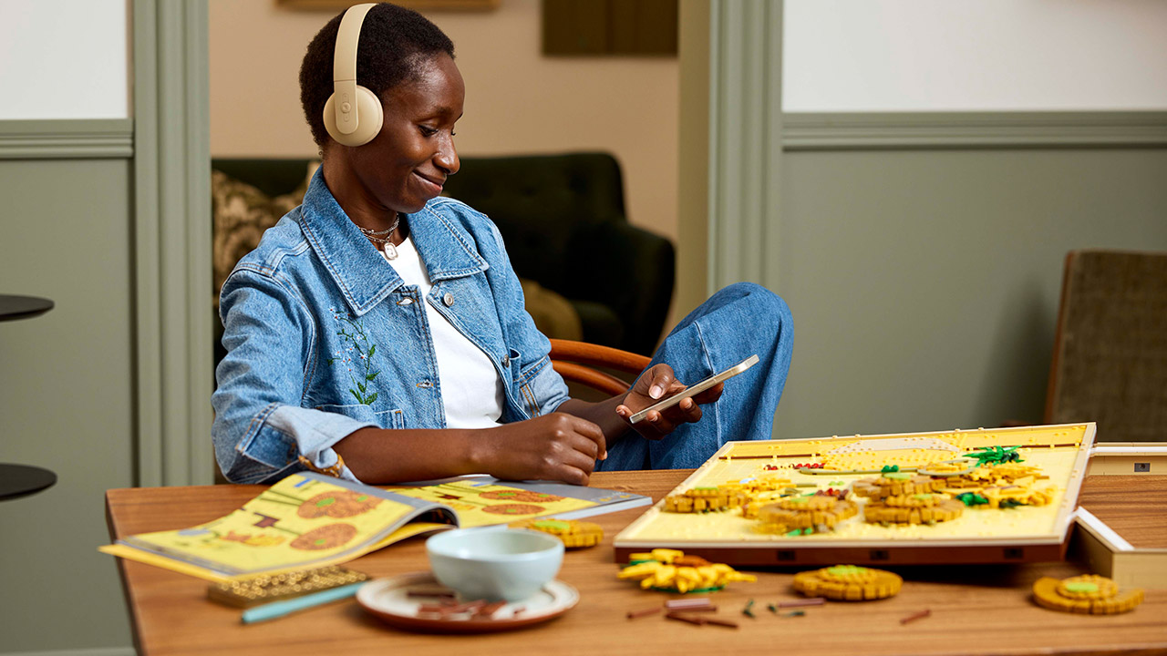 LEGO Art Vincent van Gogh Sunflowers Set (31215) Reveal