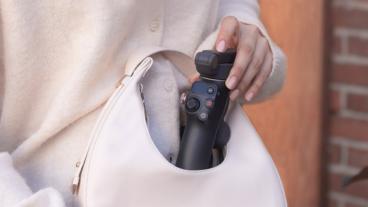 DJI Osmo Mobile 7P Smartphone Gimbal