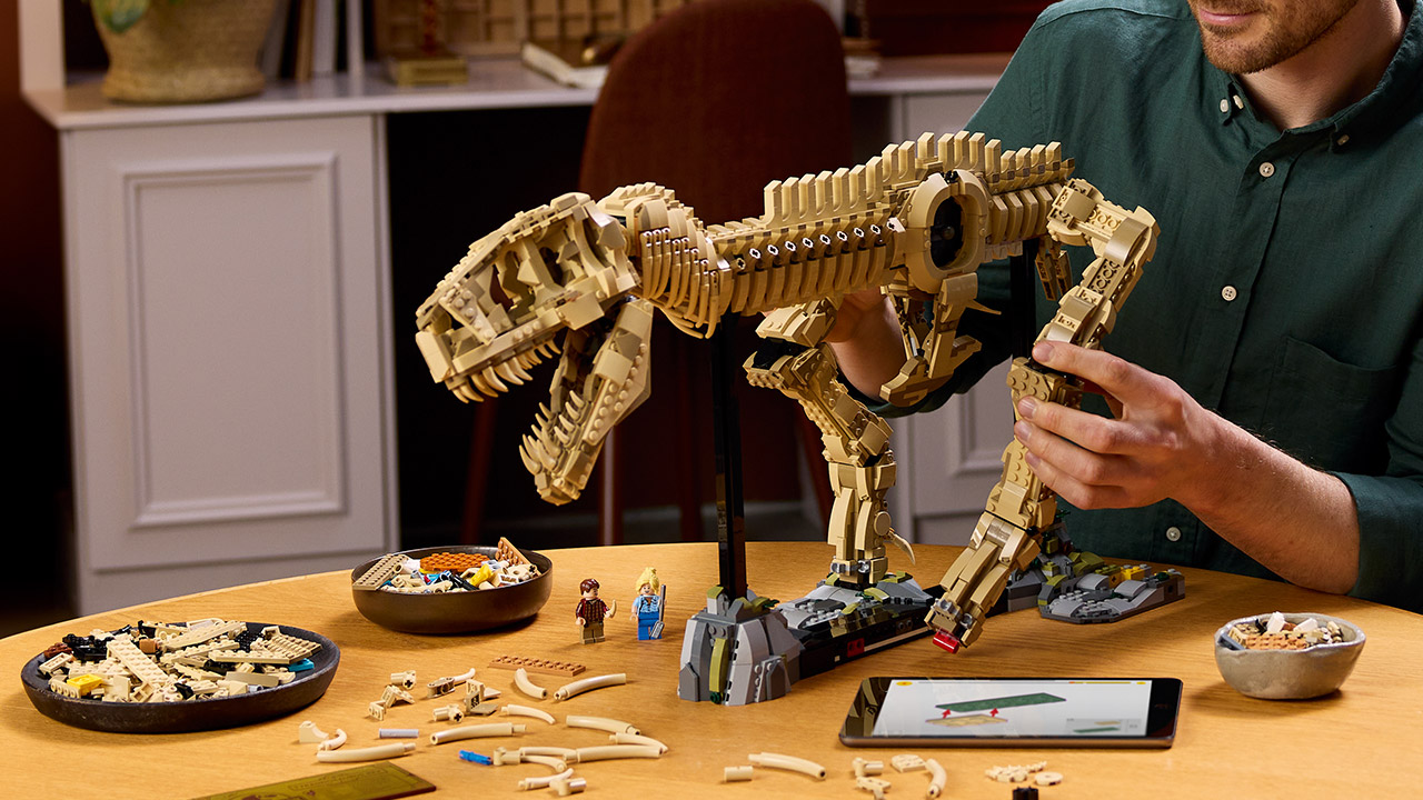 LEGO Jurassic World Dinosaur Fossils Tyrannosaurus Rex Set 76968
