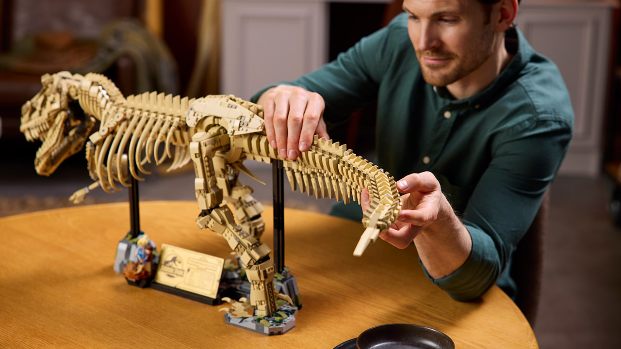 LEGO Jurassic World Dinosaur Fossils Tyrannosaurus Rex Set 76968