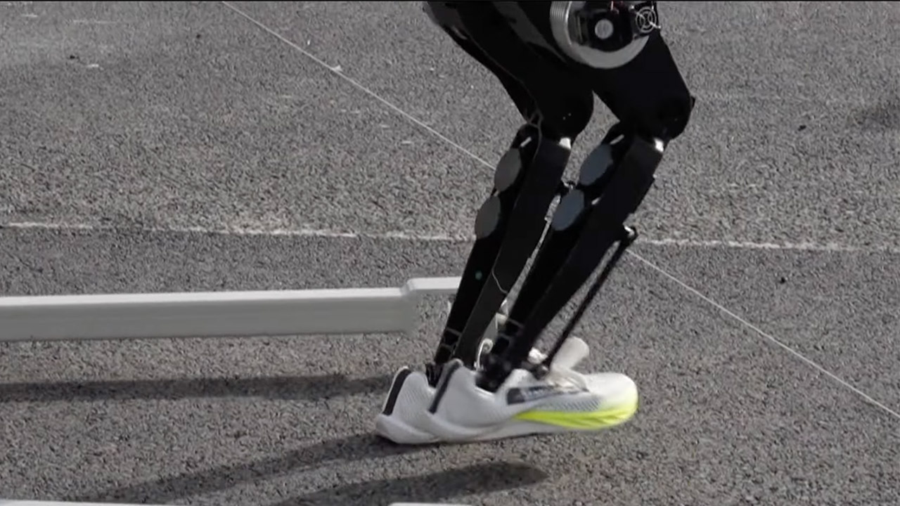 Humanoid Robot Half Marathon Beijing Tiangong Ultra