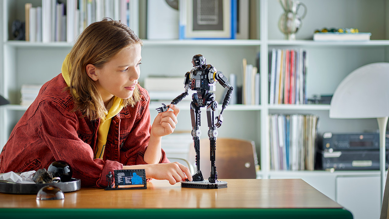 LEGO Star Wars K-2SO Security Droid 75434 Set