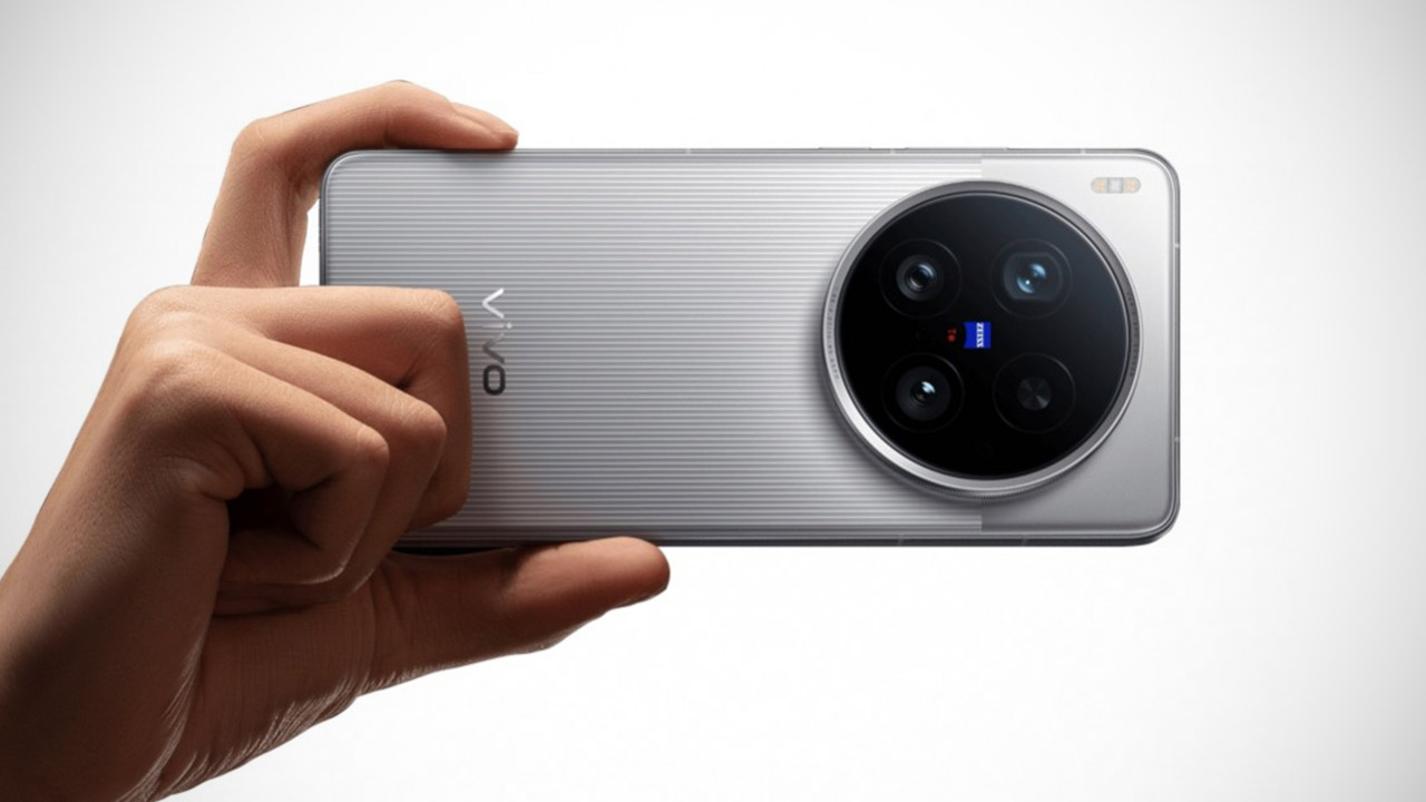 Vivo X200 Ultra Smartphone Launch