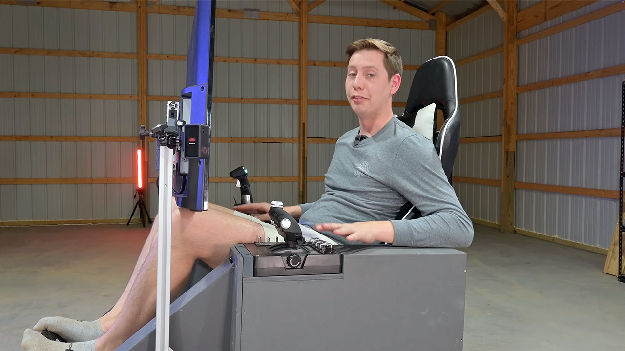 Engineer Michael Rechtin Homemade Full-Motion Flight Simulator