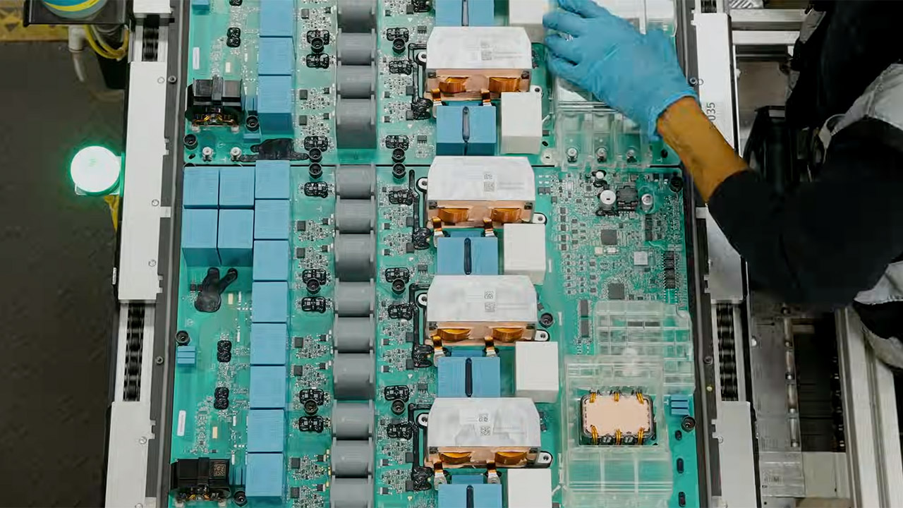 Tesla Megafactory Megapack Inside Look Lathrop