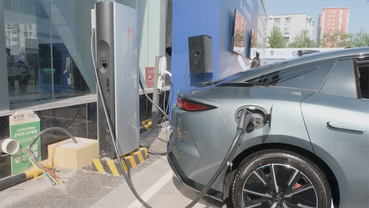 BYD 5-Minute Megawatt EV Charging