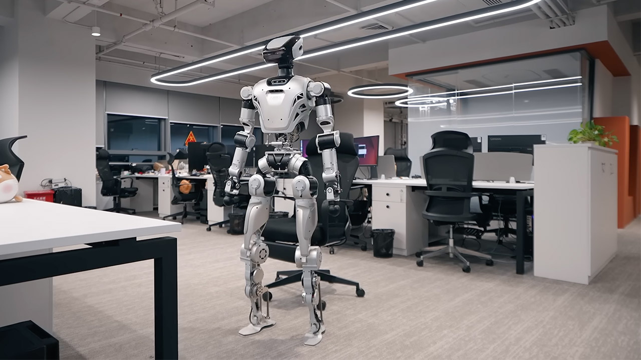 LimX Dynamics CL-3 Humanoid Robot Stretching