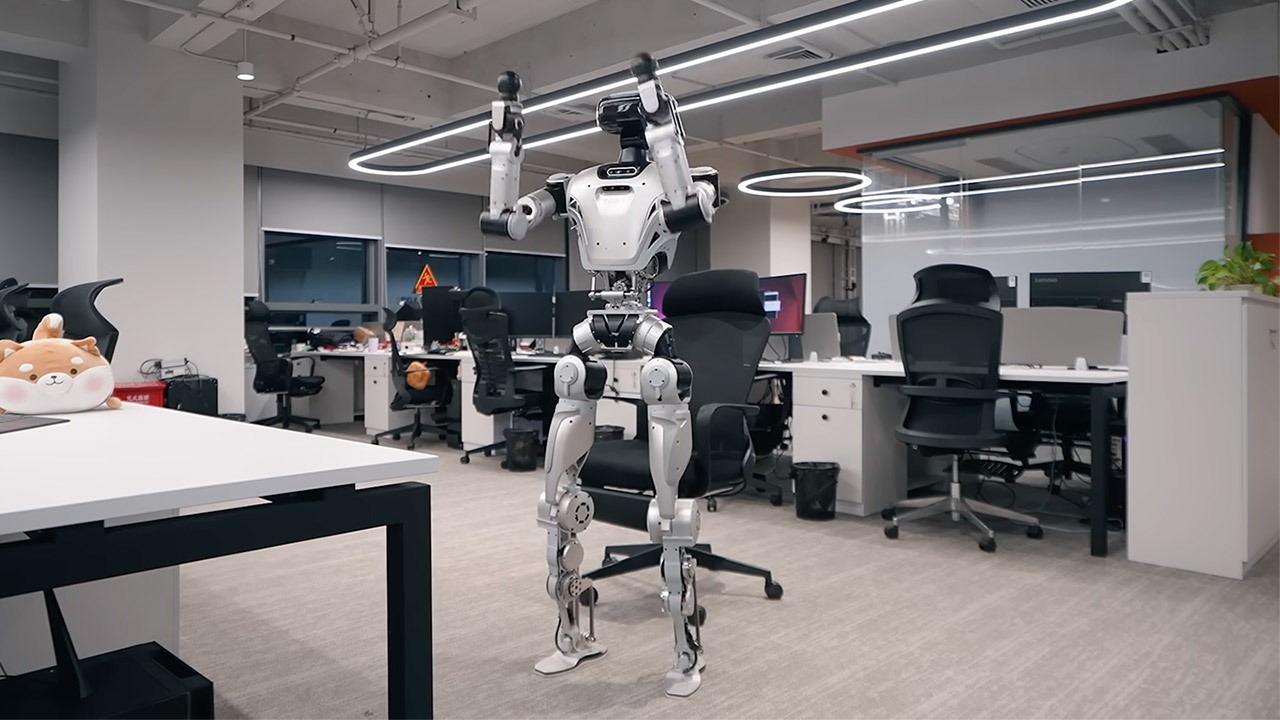 LimX Dynamics CL-3 Humanoid Robot Stretching