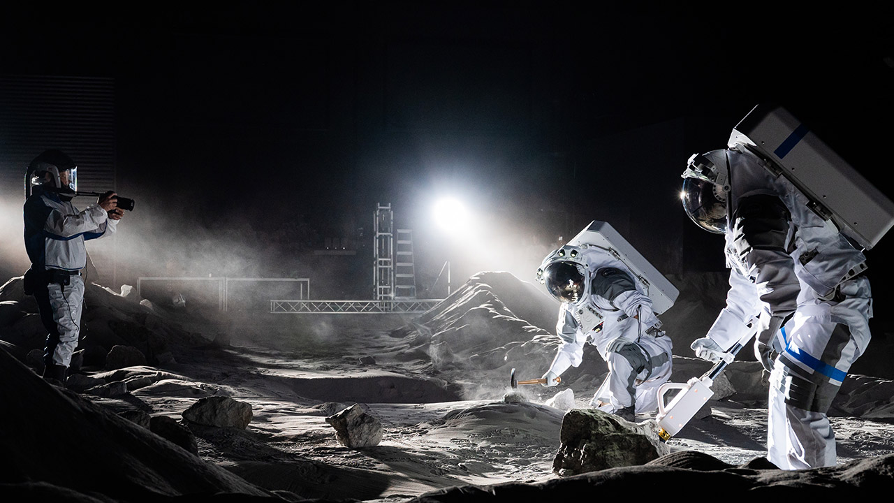 LUNA Analog Facility Astronaut Moon Photography