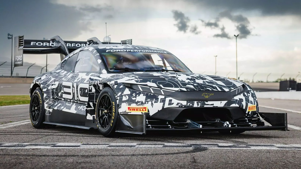 Ford super Mustang Mach-E Teaser