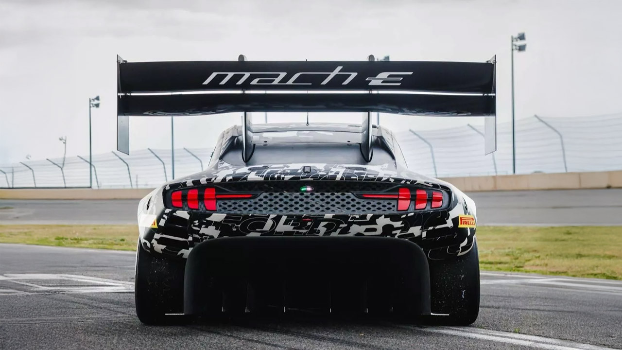 Ford super Mustang Mach-E Teaser