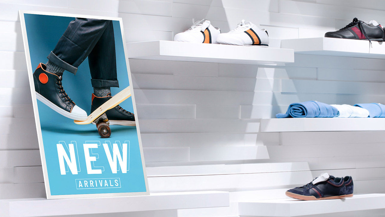 Samsung EM32DX Color E-Paper Sign