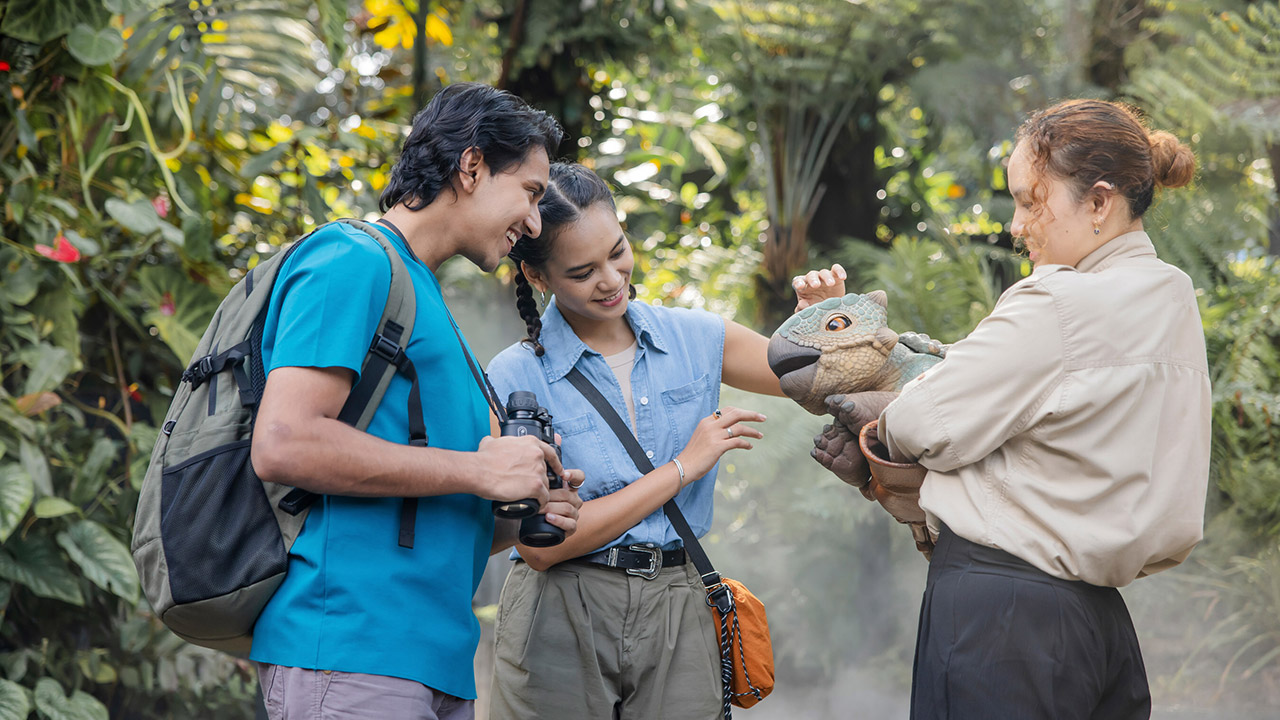 Jurassic World Experience Singapore Walkthrough Tour