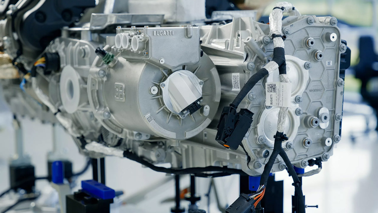 Bugatti Tourbillon Hybrid Hypercar Powertrain