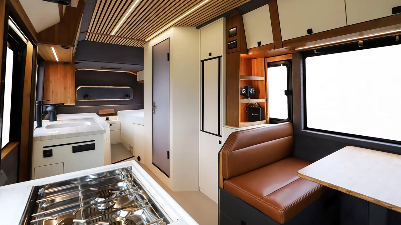 Torsus Praetorian Interior