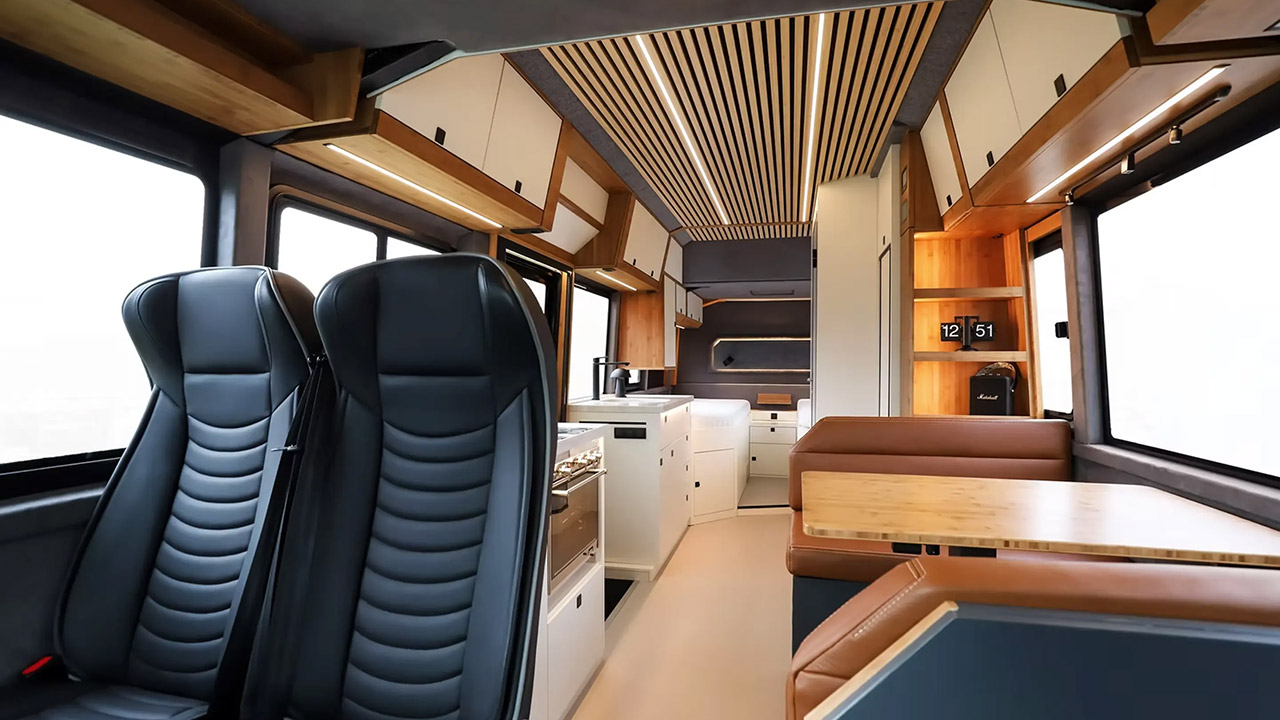 Torsus Praetorian Interior