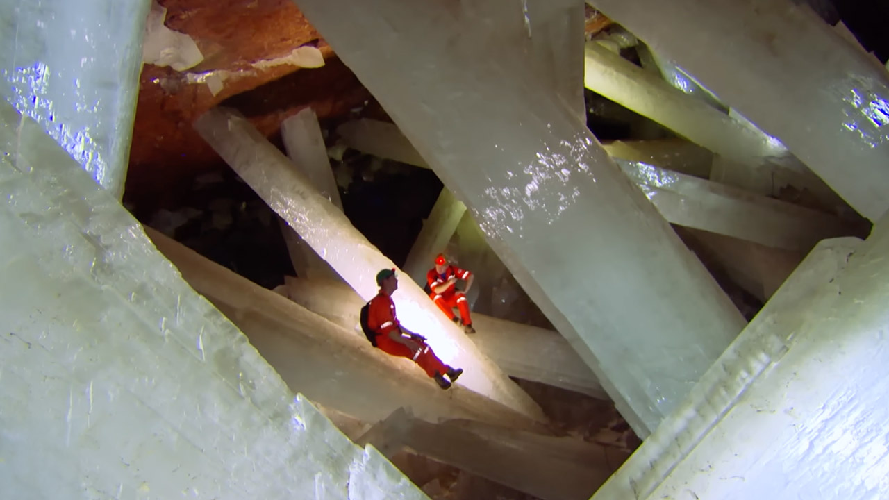 Cave of Crystals Mexico 60 Minutes
