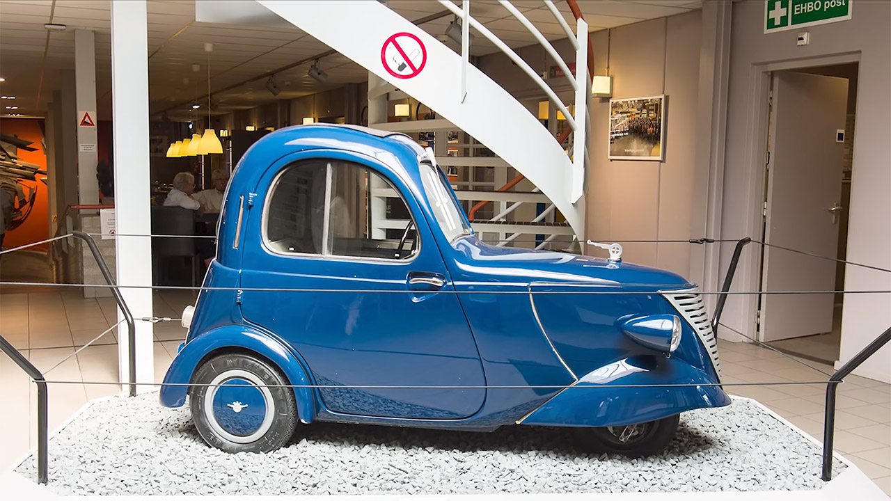 1943 DAF Mobile Raincoat WW2 Vintage Car