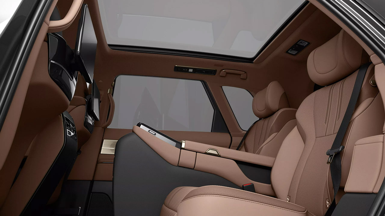 2026 Toyota Century SUV Interior