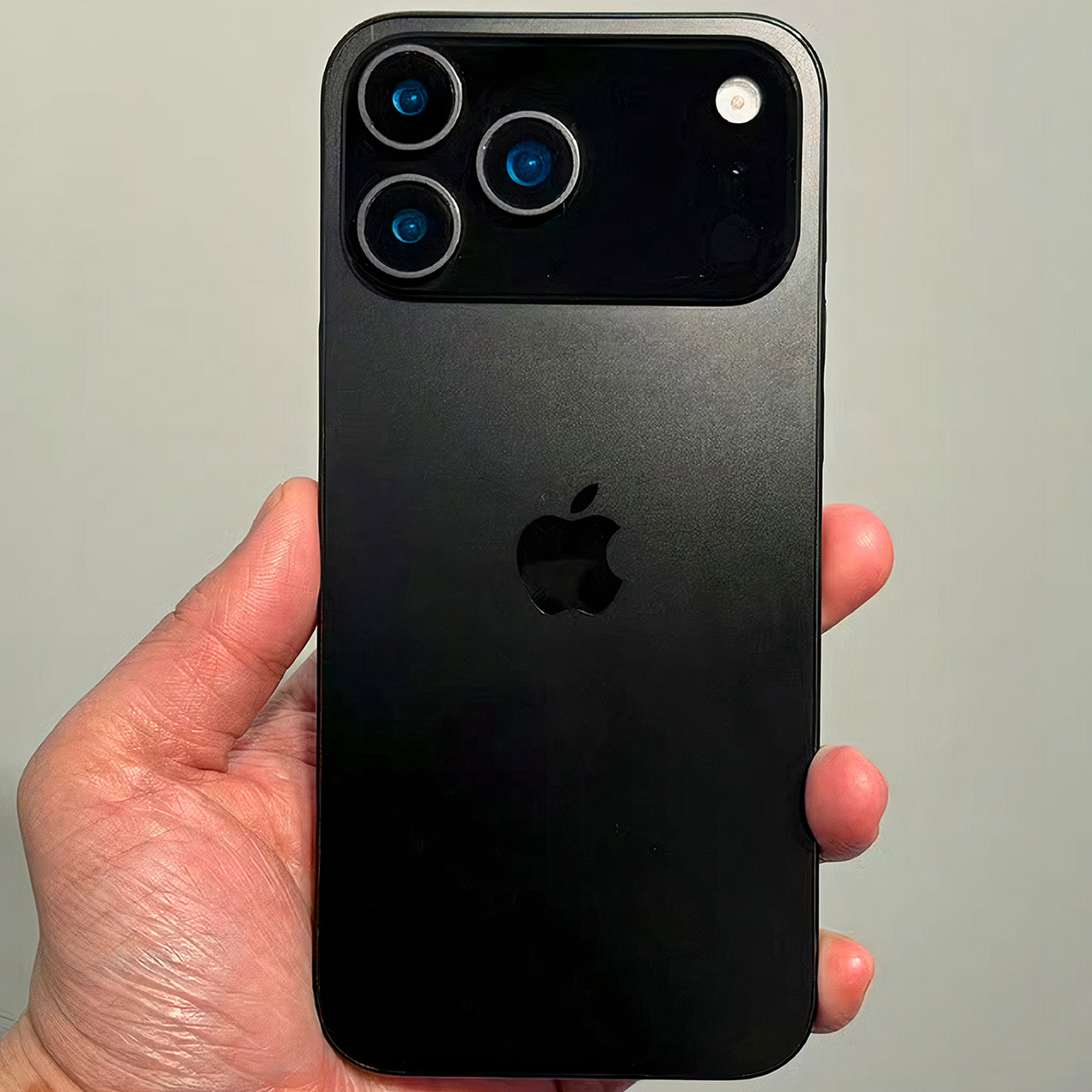 iPhone 17 Pro Matte Black Leak Spy Shot